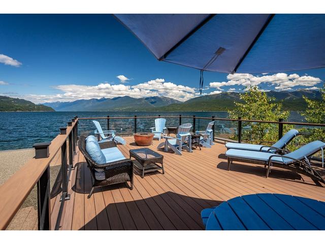 285 Kootenay Lake Road, House detached with 3 bedrooms, 4 bathrooms and 2 parking in Central Kootenay E BC | Image 93