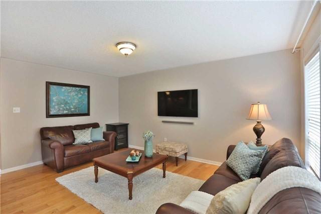 871 Gazley Circ, House attached with 3 bedrooms, 3 bathrooms and 2 parking in Milton ON | Image 8
