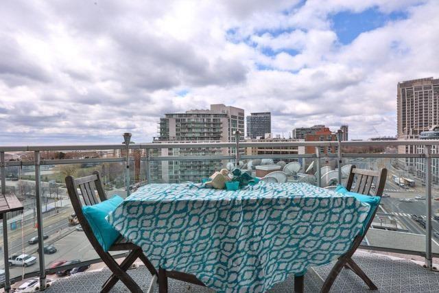sph15 - 600 Queens Quay Blvd W, Condo with 1 bedrooms, 1 bathrooms and 1 parking in Toronto ON | Image 6