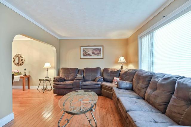 78 Mccaul St, House detached with 3 bedrooms, 2 bathrooms and 5 parking in Brampton ON | Image 24