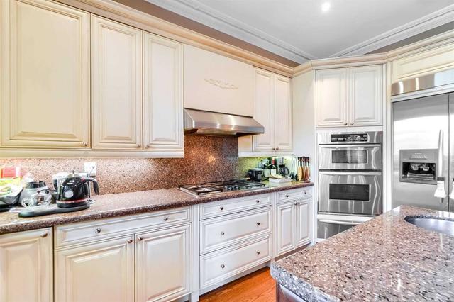 90 May Ave, House detached with 4 bedrooms, 5 bathrooms and 8 parking in Richmond Hill ON | Image 7