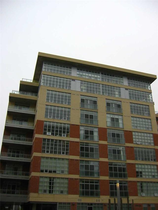 710 - 19 Brant St, Condo with 1 bedrooms, 1 bathrooms and 0 parking in Toronto ON | Image 1