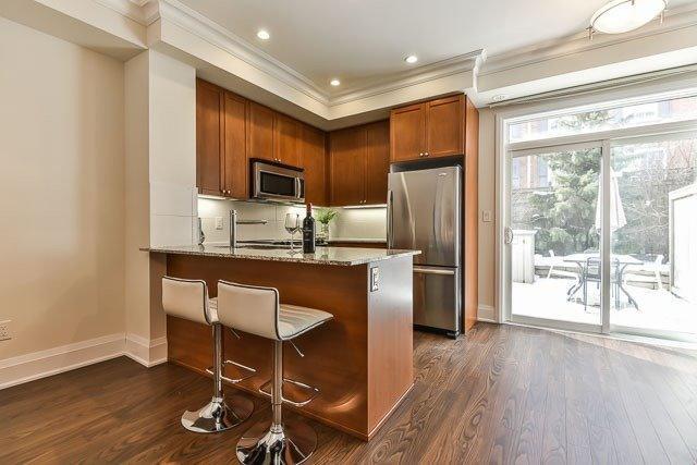 Th10 - 5 Oakburn Cres, Townhouse with 3 bedrooms, 3 bathrooms and 1 parking in Toronto ON | Image 7