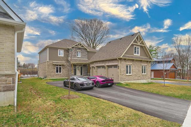 125 Villeneuve Dr, House detached with 4 bedrooms, 3 bathrooms and 6 parking in Prince Edward County ON | Image 1