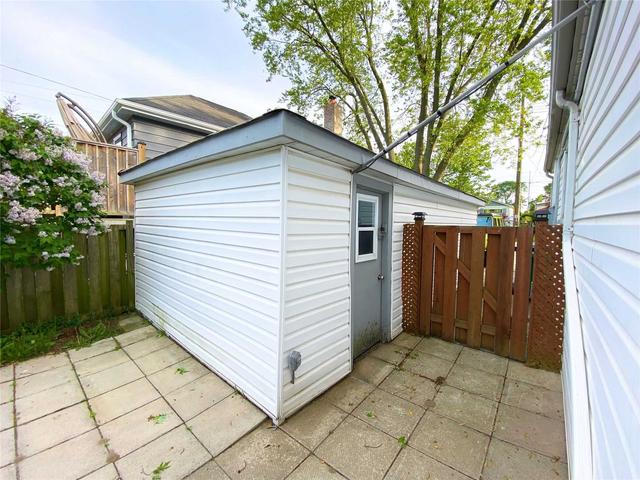 1071 Strathy Ave, House detached with 3 bedrooms, 2 bathrooms and 3 parking in Mississauga ON | Image 18