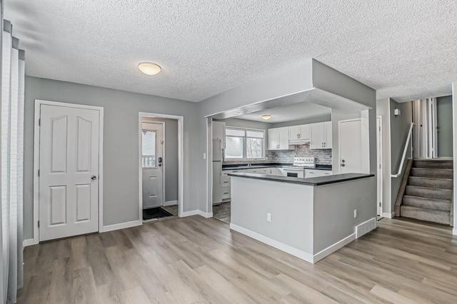 192 Penbrooke Close Se, House detached with 5 bedrooms, 2 bathrooms and 3 parking in Calgary AB | Image 12
