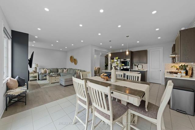 69 Flower Garden Tr, House detached with 4 bedrooms, 4 bathrooms and 6 parking in Markham ON | Image 7