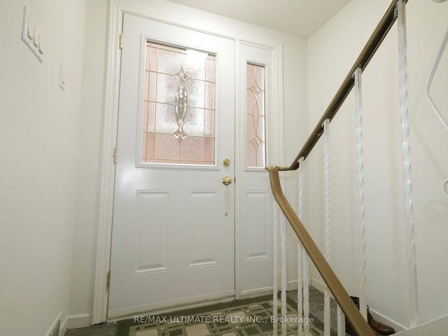 433 St Johns Rd, House detached with 3 bedrooms, 2 bathrooms and 3 parking in Toronto ON | Image 9
