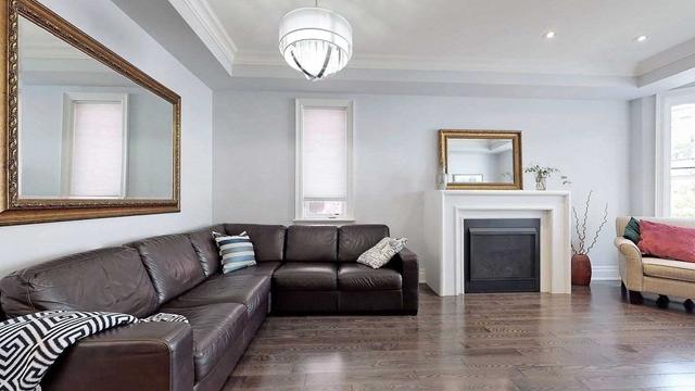 107 Burncrest Dr, House detached with 4 bedrooms, 5 bathrooms and 3 parking in Toronto ON | Image 32
