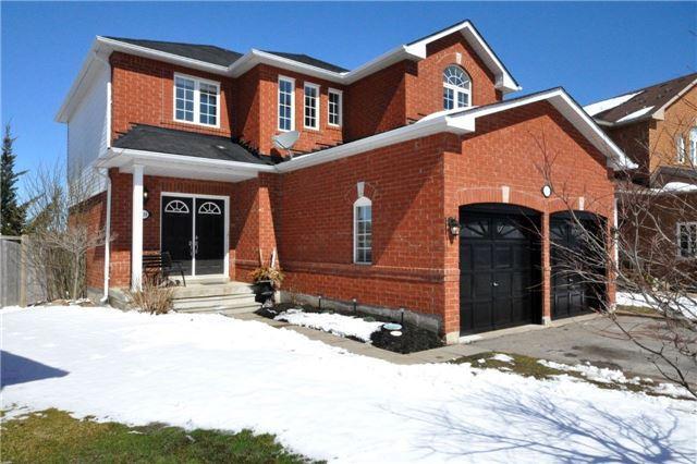 1259 Gina St, House detached with 4 bedrooms, 3 bathrooms and 2 parking in Innisfil ON | Image 1
