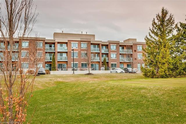 301 - 55 Via Rosedale Way, House attached with 1 bedrooms, 1 bathrooms and 1 parking in Brampton ON | Image 1