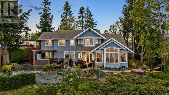 1699 Passage View Dr, House detached with 5 bedrooms, 4 bathrooms and 3 parking in Campbell River BC | Image 49
