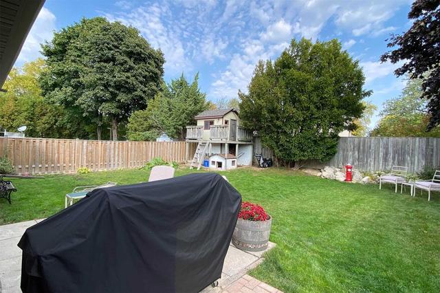 75 Merkley Sq, House detached with 3 bedrooms, 2 bathrooms and 3 parking in Toronto ON | Image 14