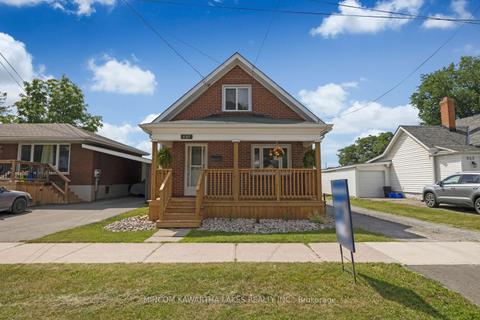 539 Edison Ave, House detached with 3 bedrooms, 1 bathrooms and 4 parking in Peterborough ON | Card Image