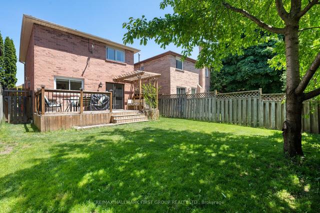 87 Ravenscroft Rd, House detached with 3 bedrooms, 3 bathrooms and 3 parking in Ajax ON | Image 21