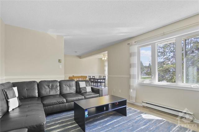 10 - 3 Stonebank Crescent, House attached with 1 bedrooms, 1 bathrooms and 1 parking in Ottawa ON | Image 14