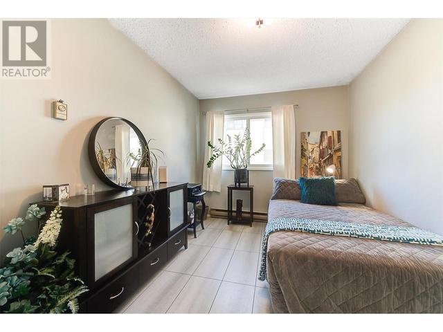 202 - 555 Rowcliffe Avenue, Condo with 2 bedrooms, 2 bathrooms and 1 parking in Kelowna BC | Image 22