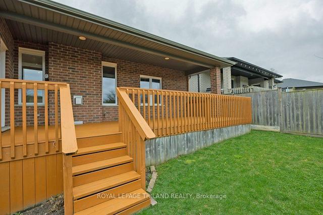 739 Longworth Rd, House detached with 3 bedrooms, 3 bathrooms and 4 parking in London ON | Image 28