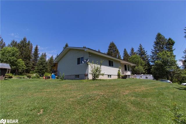 66 Pond Road, House detached with 3 bedrooms, 1 bathrooms and 3 parking in Parry Sound, Unorganized, Centre Part ON | Image 9