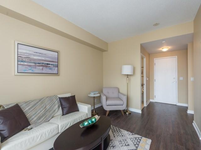 Th 320 - 38 Lee Centre Dr, Townhouse with 2 bedrooms, 2 bathrooms and 1 parking in Toronto ON | Image 7