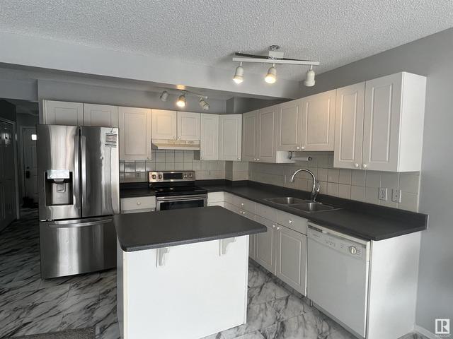 20048 54a Av Nw, House semidetached with 3 bedrooms, 1 bathrooms and null parking in Edmonton AB | Image 4