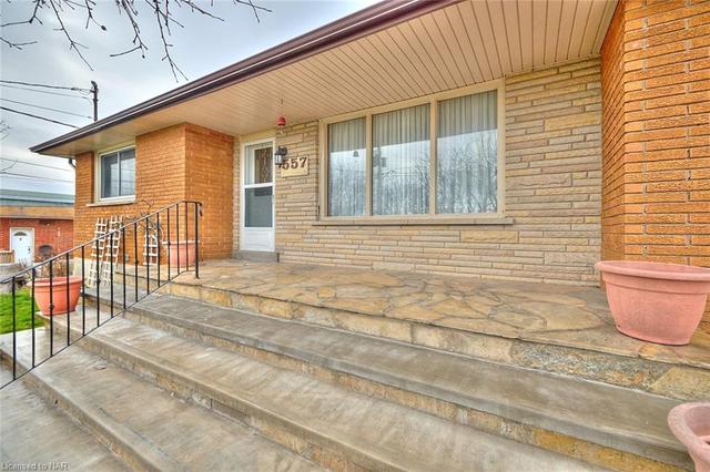 557 Killaly Street, House detached with 3 bedrooms, 1 bathrooms and 6 parking in Port Colborne ON | Image 35