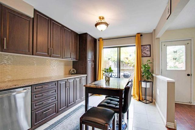 29 Coe Dr, House detached with 3 bedrooms, 3 bathrooms and 4 parking in Ajax ON | Image 9