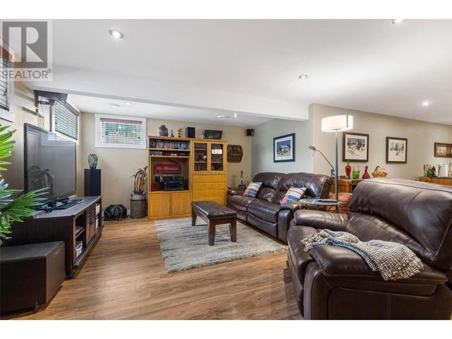 1429 - 1409 Teasdale Road, Home with 5 bedrooms, 3 bathrooms and 2 parking in Kelowna BC | Image 38