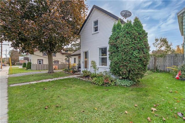 158 West Street, House detached with 2 bedrooms, 1 bathrooms and 2 parking in Greater Napanee ON | Image 22