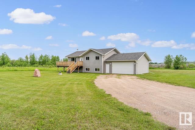 42131 Twp Rd 621, House detached with 4 bedrooms, 3 bathrooms and null parking in Bonnyville No. 87 AB | Card Image
