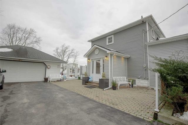 554 Holloway Bay Rd, House detached with 3 bedrooms, 2 bathrooms and 17 parking in Port Colborne ON | Image 12
