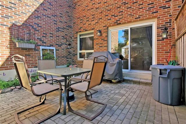 112 Wales Ave, Townhouse with 3 bedrooms, 1 bathrooms and 1 parking in Markham ON | Image 20