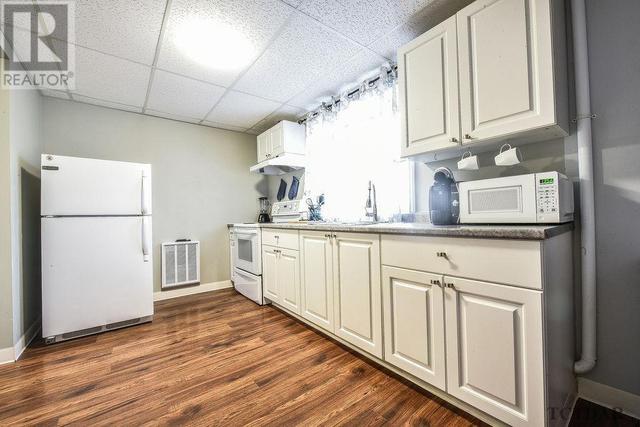 64 Fourth Ave, House other with 0 bedrooms, 0 bathrooms and null parking in Timmins ON | Image 15