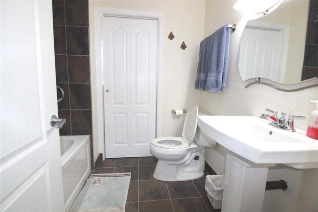 39 Deer Ave, House detached with 3 bedrooms, 2 bathrooms and 8 parking in Cavan Monaghan ON | Image 7