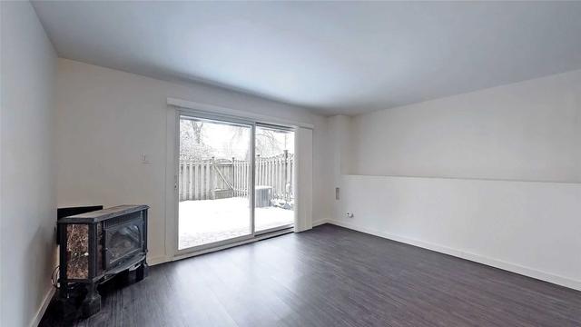 63 - 10 Rodda Blvd, Townhouse with 3 bedrooms, 2 bathrooms and 2 parking in Toronto ON | Image 20