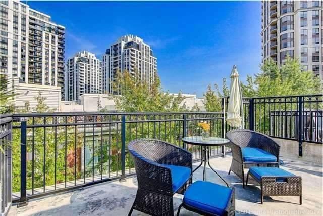 1503 - 32 Davenport Rd, Condo with 2 bedrooms, 2 bathrooms and 1 parking in Toronto ON | Image 6