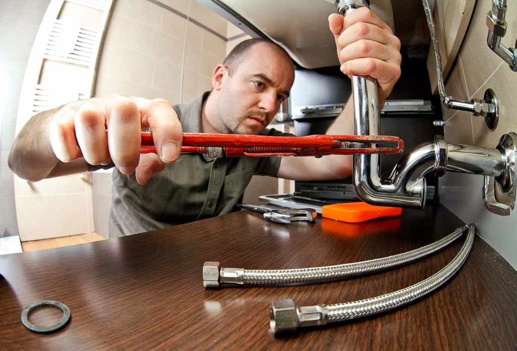home-inspection-checklist-plumber