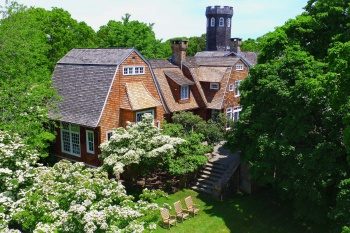 Former Supermodel, Christie Brinkley's home is up for grabs at $30 million.