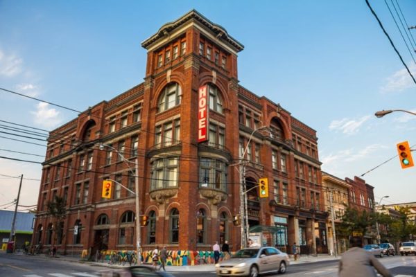 Parkdale’s Gladstone Hotel | Photo by Atomazul / Shutterstock.com