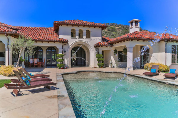 Britney Spears and Viola Davis both sold homes this week