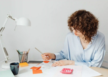 woman doing expenses
