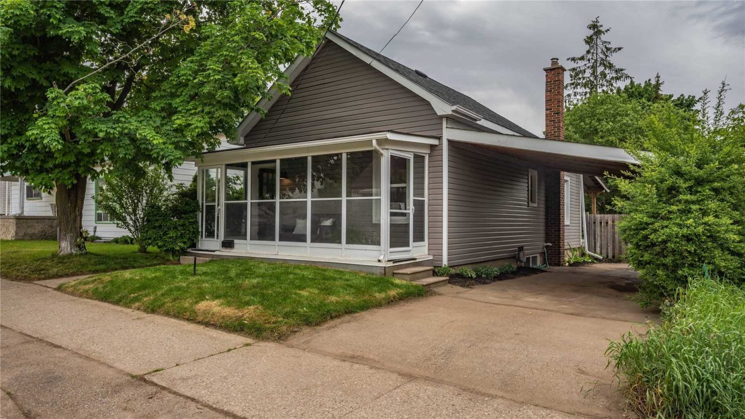 10 Brantford Homes Currently Listed for Sale Under 500,000 Zoocasa Blog