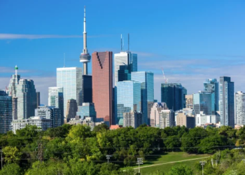 A view of the Toronto skyline