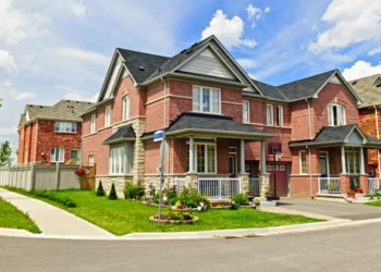 The outside of a semi-detached house.