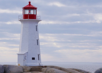 A photo of a lighthouse.