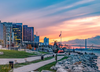 The harborfront of Lake Ontario