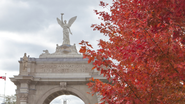 The main entrance of the CNE.