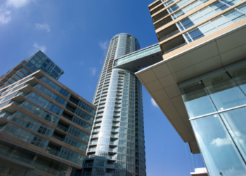 A Toronto condo in a bridge.