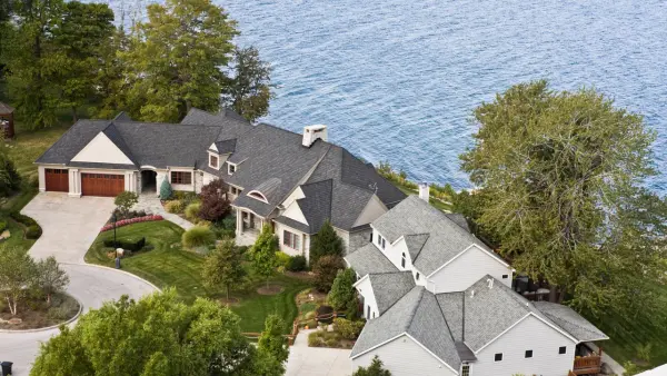 Lakefront mansions