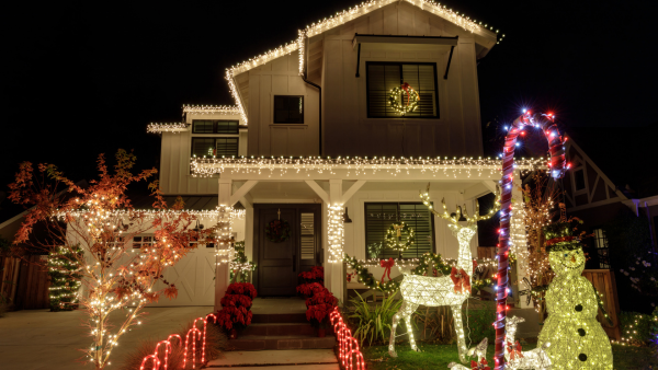 A home with Christmas lights.